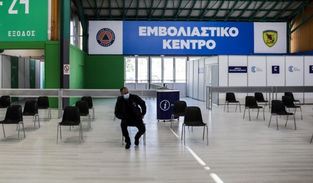 Greqia merr vendimin: Vaksina anti-Covid edhe per femijet mbi 12 vjec